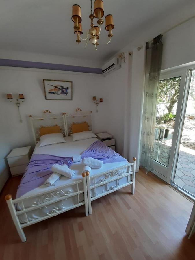 Pansion Ana Apartment Podaca Exterior photo