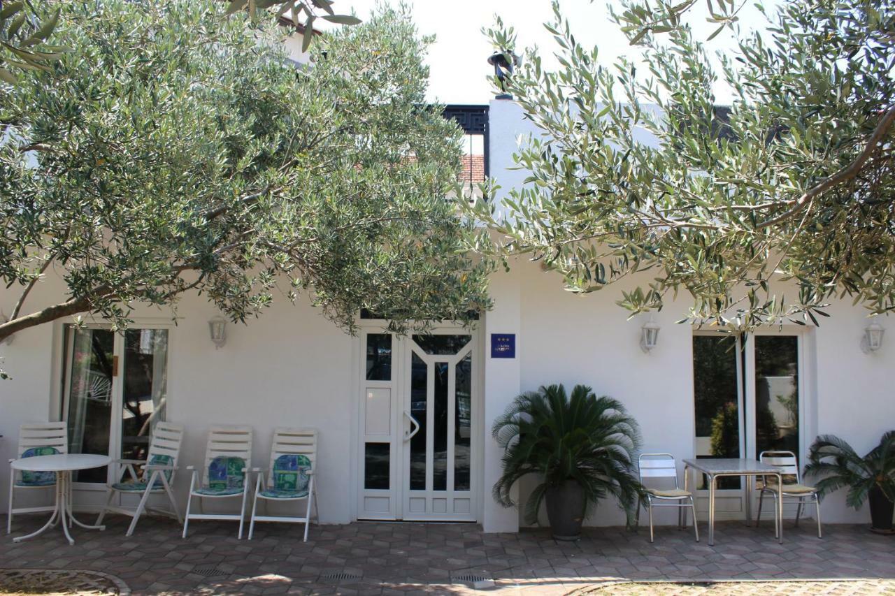 Pansion Ana Apartment Podaca Exterior photo